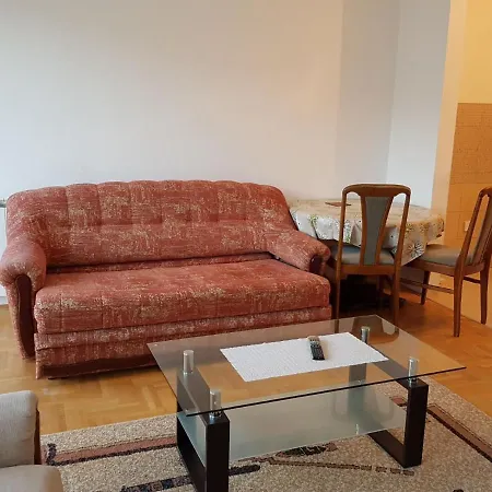 Apartman Slana Jezera توزلا